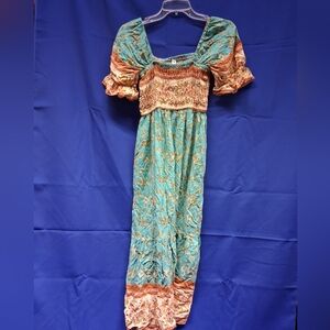 NWOT Nagoo Boho Ladies Square Neck Dress